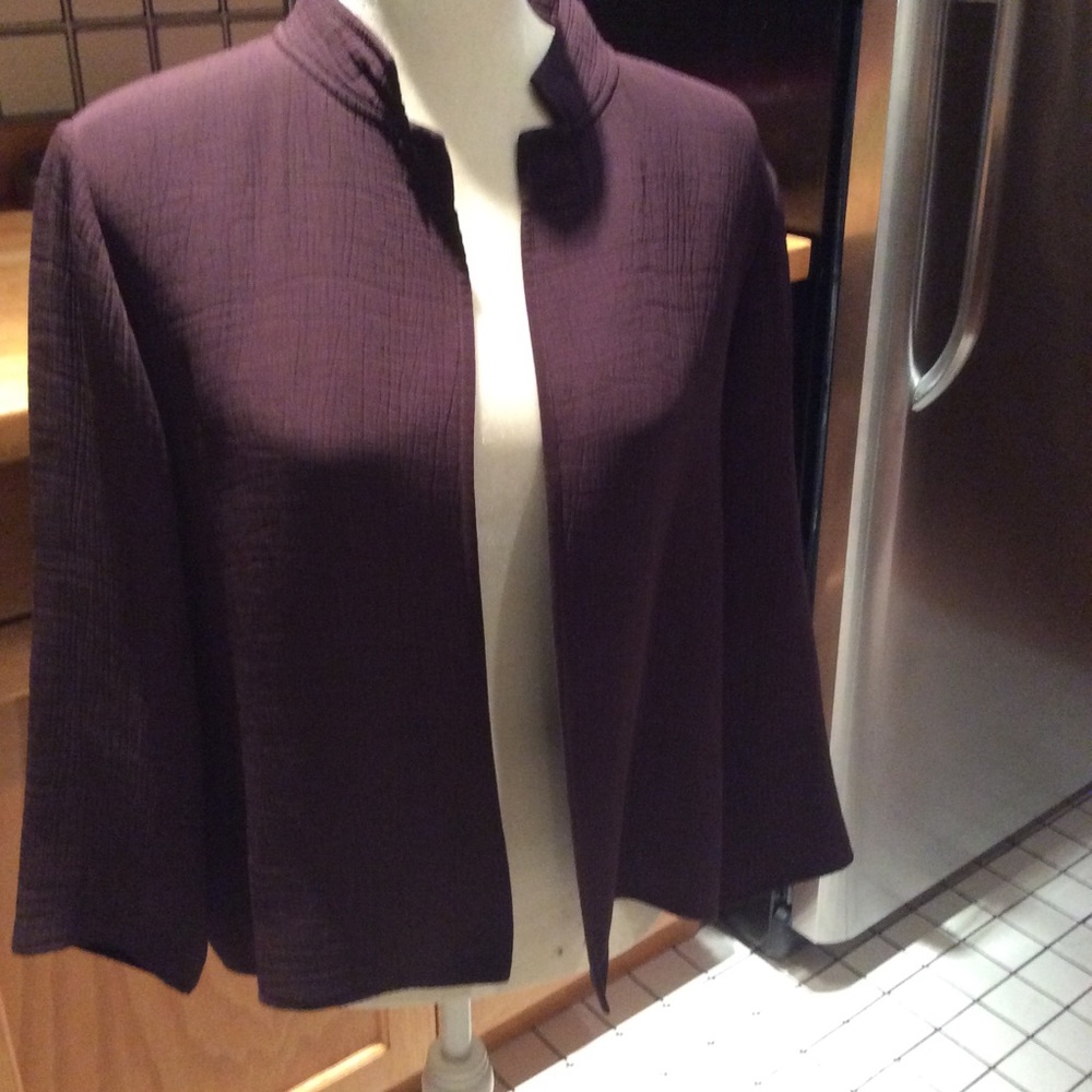EILEEN FISHER plum swing jacket. EC. PL